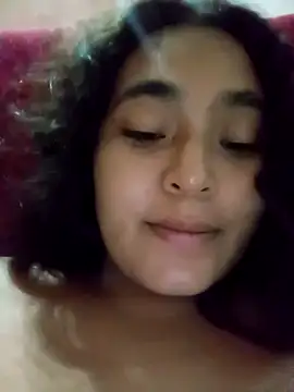Snapshot of sirena_15 chatting on March 2025 05:02:01 AM sirena 15 online show from March 2025 05:02:01 AM