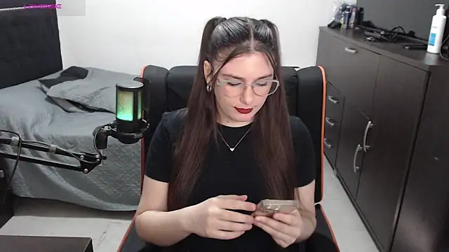 xxbbtaa online show from May 2026 08:01:02 PM