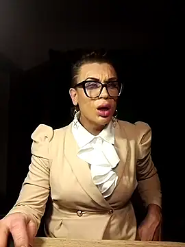 lilianashemale online show from October 2025 11:36:01 PM