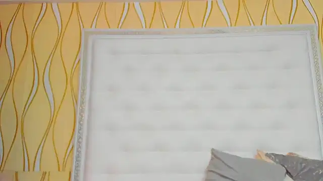 Snapshot of karissia chatting on November 2025 05:55:01 AM karissia online show from November 2025 05:55:01 AM