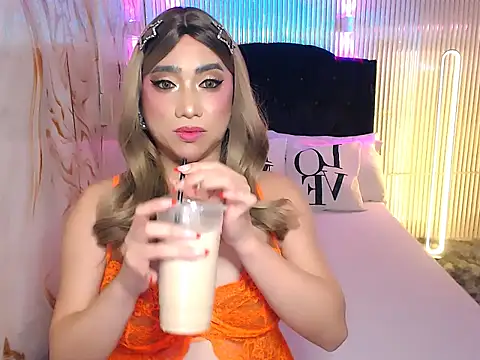 24cmBananaSelfsucker online show from November 2025 02:05:01 PM