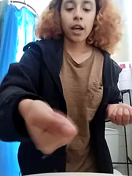 EmmaMelissa0521 online show from March 2026 04:43:02 PM