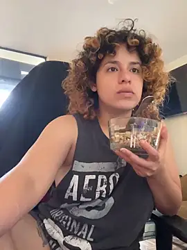 EmmaMelissa0521 online show from April 2026 02:32:02 PM