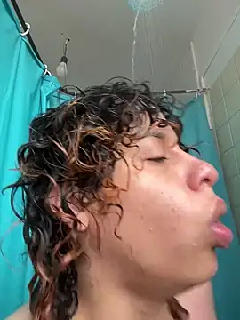 EmmaMelissa0521 online show from April 2026 01:25:02 PM