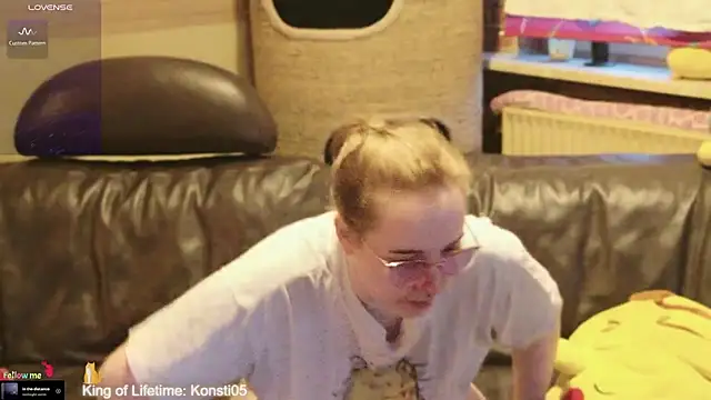 GamerGirl Eve online show from July 2026 07:29:02 PM