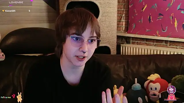 GamerGirl Eve online show from November 2025 07:18:02 PM