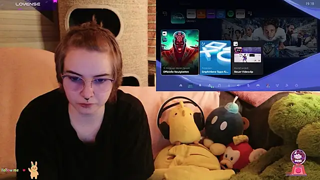 GamerGirl Eve online show from November 2025 06:19:01 PM