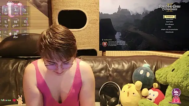 Snapshot of GamerGirl_Eve chatting on October 2025 06:29:02 PM GamerGirl Eve online show from October 2025 06:29:02 PM