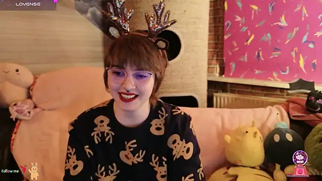 GamerGirl Eve online show from November 2025 06:18:01 PM