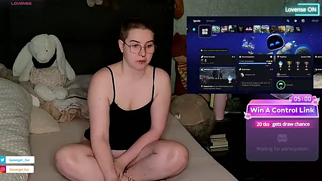 Snapshot of GamerGirl_Eve chatting on March 2025 06:59:02 PM GamerGirl Eve online show from March 2025 06:59:02 PM