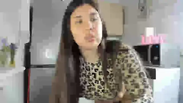 Snapshot of MiaMarrone chatting on May 2026 06:37:02 PM MiaMarrone online show from May 2026 06:37:02 PM