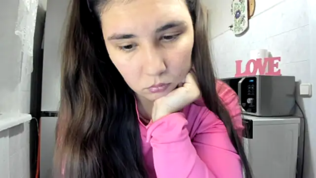 MiaMarrone online show from November 2025 03:45:01 PM