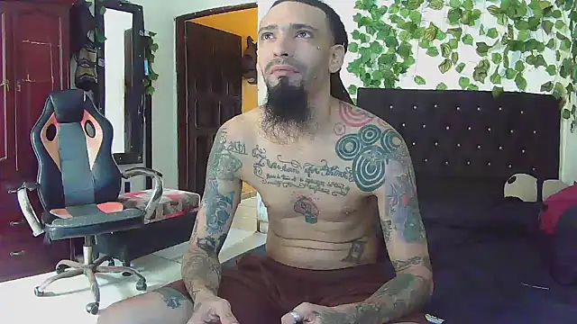 Snapshot of caribbeanlover1 chatting on April 2026 02:13:01 PM caribbeanlover1 online show from April 2026 02:13:01 PM