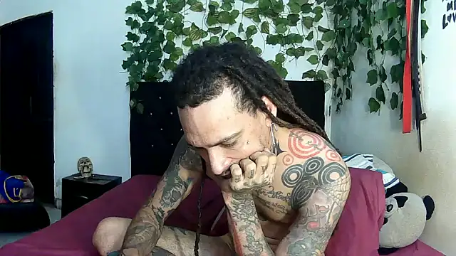 Snapshot of caribbeanlover1 chatting on May 2026 01:42:02 PM caribbeanlover1 online show from May 2026 01:42:02 PM