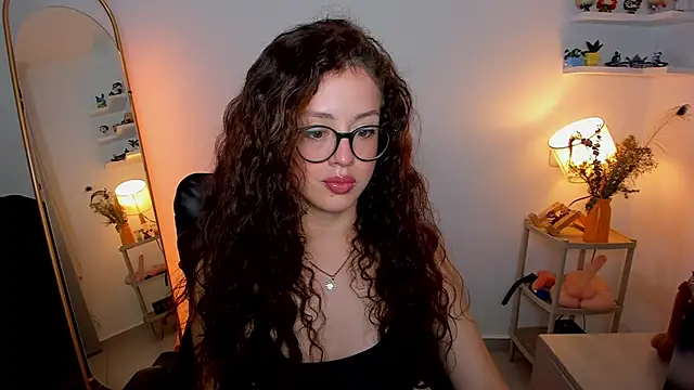 Cassandra Caiin online show from November 2025 07:31:01 AM