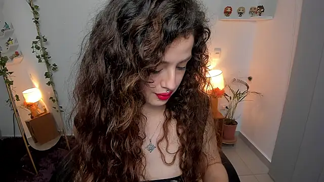 Snapshot of Cassandra_Caiin chatting on July 2026 05:21:01 PM Cassandra Caiin online show from July 2026 05:21:01 PM