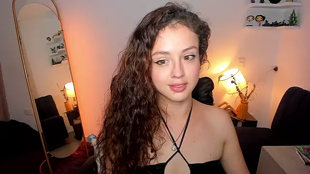 Cassandra Caiin online show from February 2026 09:23:01 PM