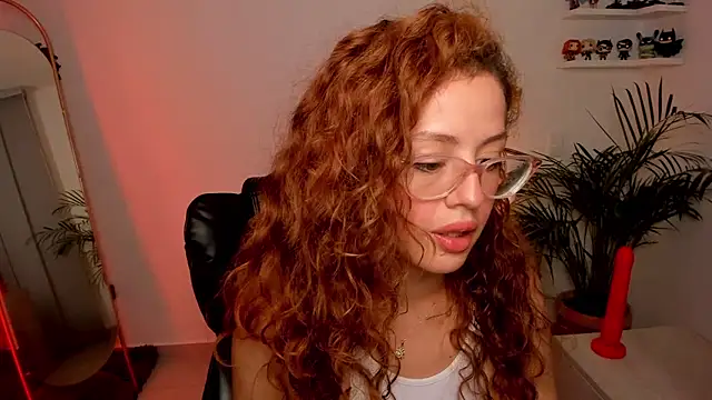 Cassandra Caiin online show from March 2025 02:21:02 AM