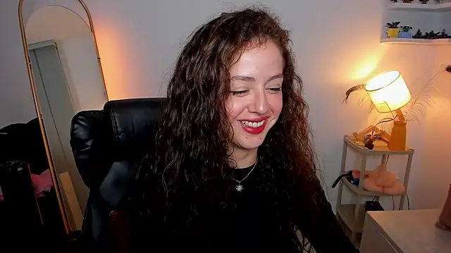 Cassandra Caiin online show from October 2025 11:22:02 AM