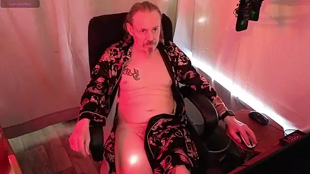 Snapshot of Richy__Rich_ chatting on June 2026 11:21:02 PM Richy Rich online show from June 2026 11:21:02 PM