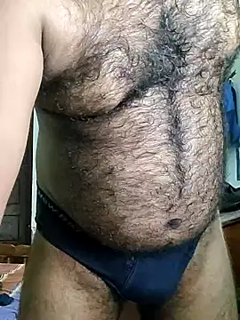 Snapshot of MalluBoyForGirls chatting on October 2025 09:32:02 AM MalluBoyForGirls online show from October 2025 09:32:02 AM