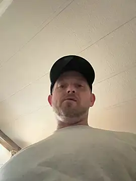 smokeymt420 online show from January 2026 01:34:01 AM