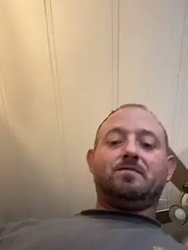 smokeymt420 online show from December 2025 07:35:01 PM