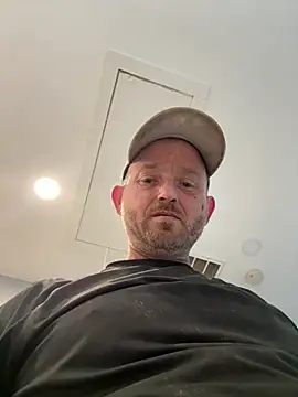 smokeymt420 online show from June 2026 08:47:01 PM