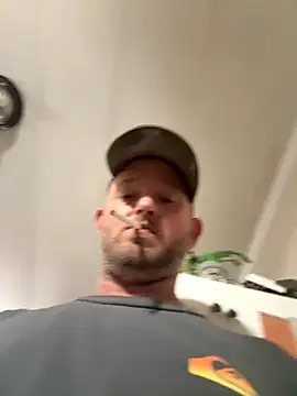 smokeymt420 online show from November 2025 05:18:02 AM