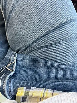 Snapshot of bigshow112 chatting on December 2024 06:37:01 AM bigshow112 online show from December 2024 06:37:01 AM