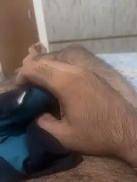 Snapshot of bigshow112 chatting on September 2025 06:37:01 PM bigshow112 online show from September 2025 06:37:01 PM