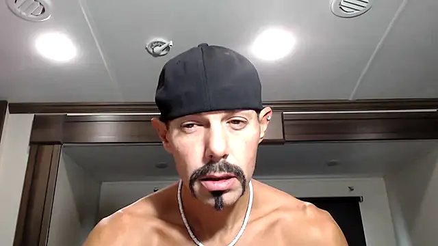 ThickD2C online show from November 2025 06:51:02 PM