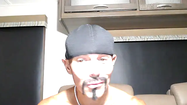 Snapshot of ThickD2C chatting on June 2026 05:43:01 PM ThickD2C online show from June 2026 05:43:01 PM