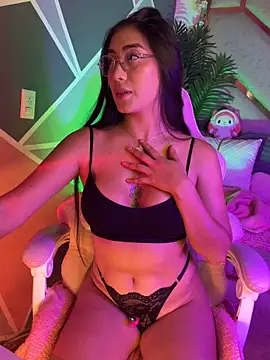 shanon- online show from February 2026 07:57:02 PM