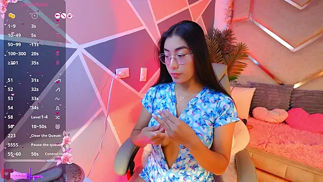 shanon- online show from May 2026 07:02:01 PM