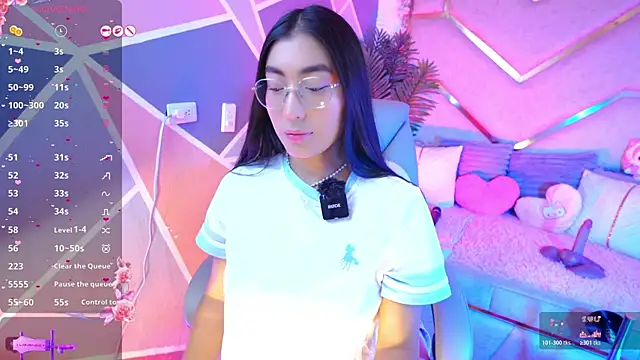 shanon- online show from June 2026 10:51:01 PM