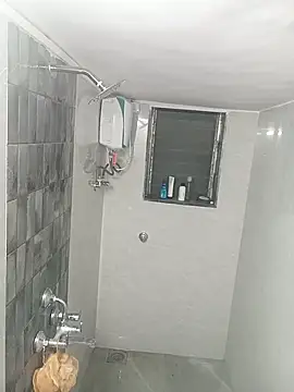 SimplyKarthik09 online show from December 2025 03:06:01 PM