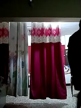 Snapshot of SimplyKarthik09 chatting on January 2025 07:53:02 PM SimplyKarthik09 online show from January 2025 07:53:02 PM