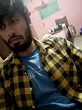 Snapshot of SimplyKarthik09 chatting on December 2024 08:26:02 PM SimplyKarthik09 online show from December 2024 08:26:02 PM