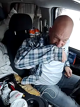 Snapshot of Yankeedave420 chatting on February 2026 01:40:02 PM Yankeedave420 online show from February 2026 01:40:02 PM