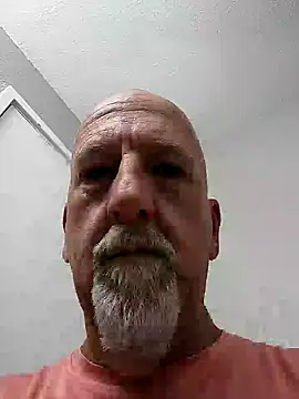 Snapshot of Yankeedave420 chatting on May 2026 07:15:01 AM Yankeedave420 online show from May 2026 07:15:01 AM
