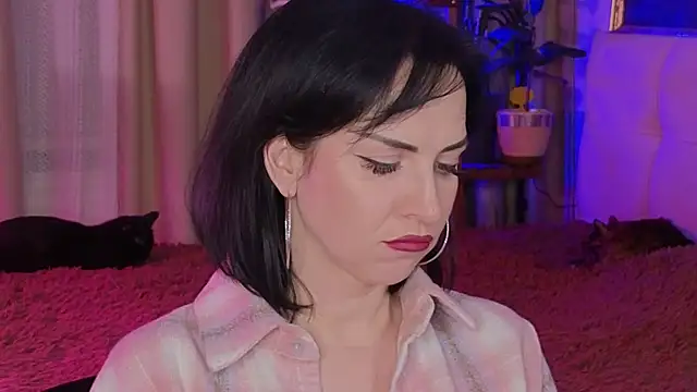 lily conor online show from November 2025 03:01:02 PM