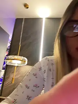 AnaCarrera online show from September 2025 12:03:01 AM