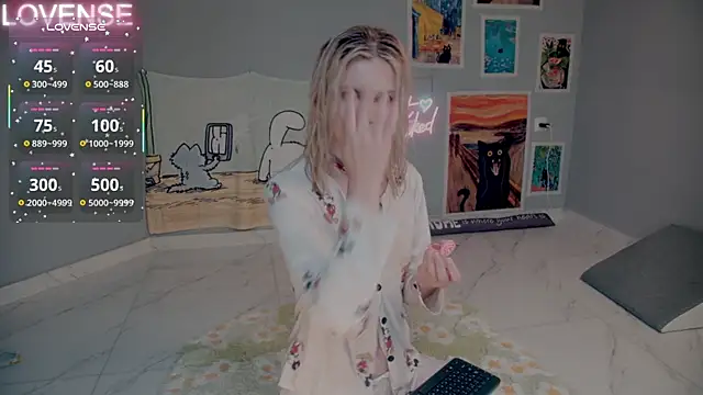 Careful i bite online show from September 2025 06:18:02 AM