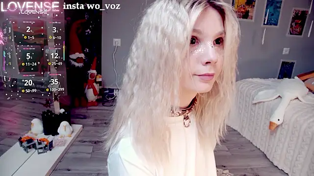 Careful i bite online show from February 2026 06:33:02 AM