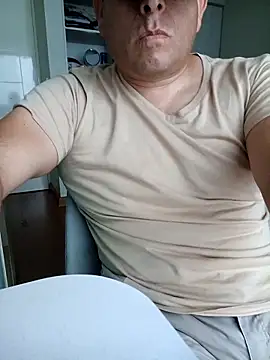 Snapshot of chicoguapo8 chatting on February 2025 10:48:02 PM chicoguapo8 online show from February 2025 10:48:02 PM