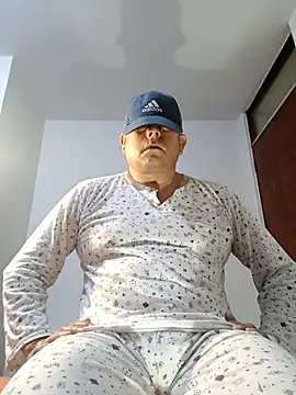 Snapshot of chicoguapo8 chatting on September 2025 02:55:01 PM chicoguapo8 online show from September 2025 02:55:01 PM