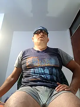 Snapshot of chicoguapo8 chatting on October 2025 01:51:01 AM chicoguapo8 online show from October 2025 01:51:01 AM