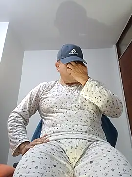 Snapshot of chicoguapo8 chatting on September 2025 01:06:02 PM chicoguapo8 online show from September 2025 01:06:02 PM