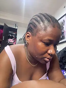 catty3232 online show from December 2025 05:03:02 PM